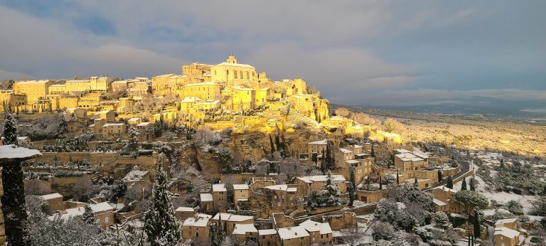 Gordes hiver